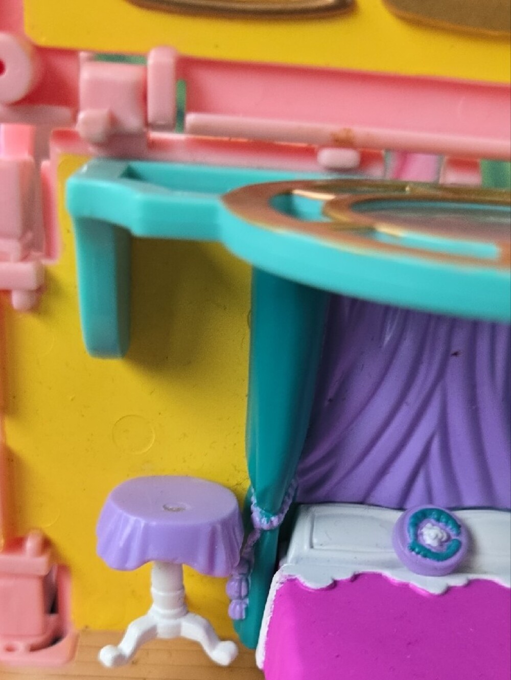 🛌 Vintage 1999 Polly Pocket: "Dream Builders" Bedroom Module 💤 - Picture 5 of 10